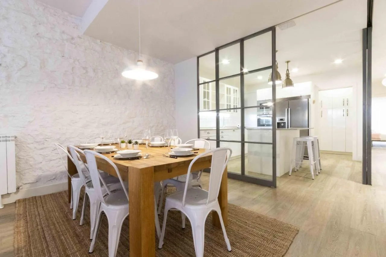 Apartment The Rentals Collection - Spirit San Sebastian