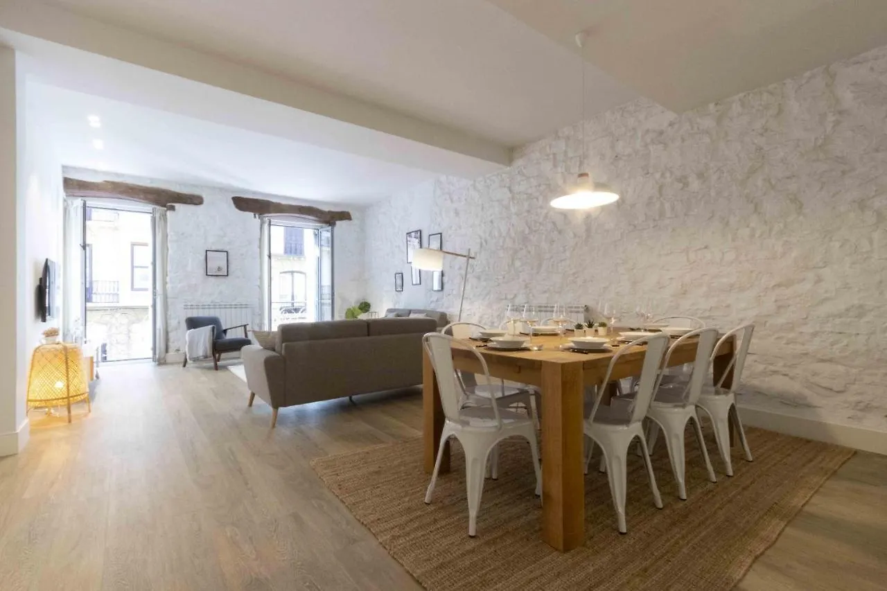 The Rentals Collection - Spirit San Sebastian Spain