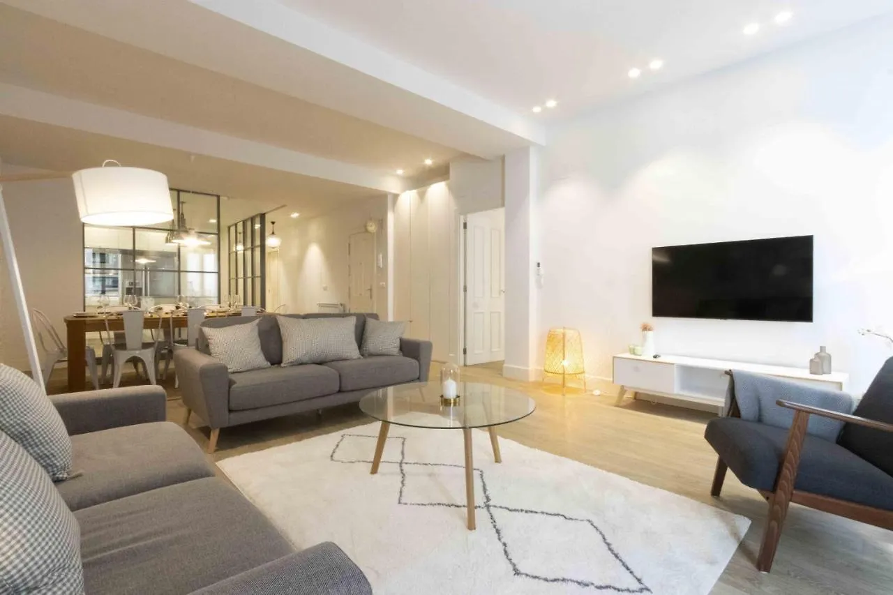 The Rentals Collection - Spirit San Sebastian Apartment