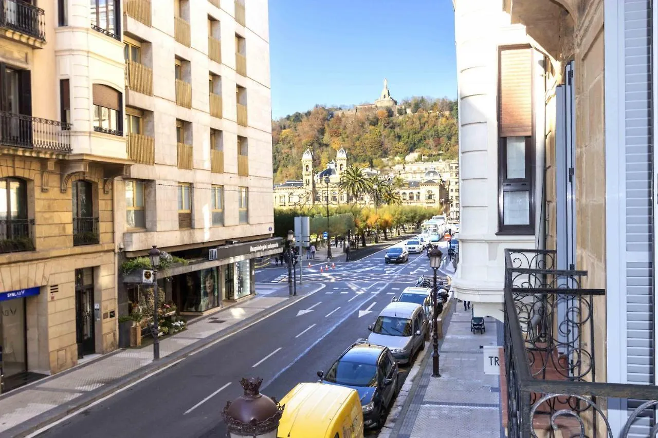 Apartment The Rentals Collection - Spirit San Sebastian Spain