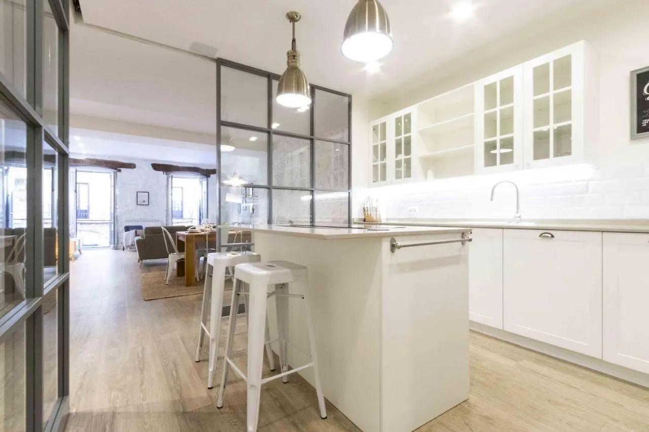 The Rentals Collection - Spirit San Sebastian Apartment