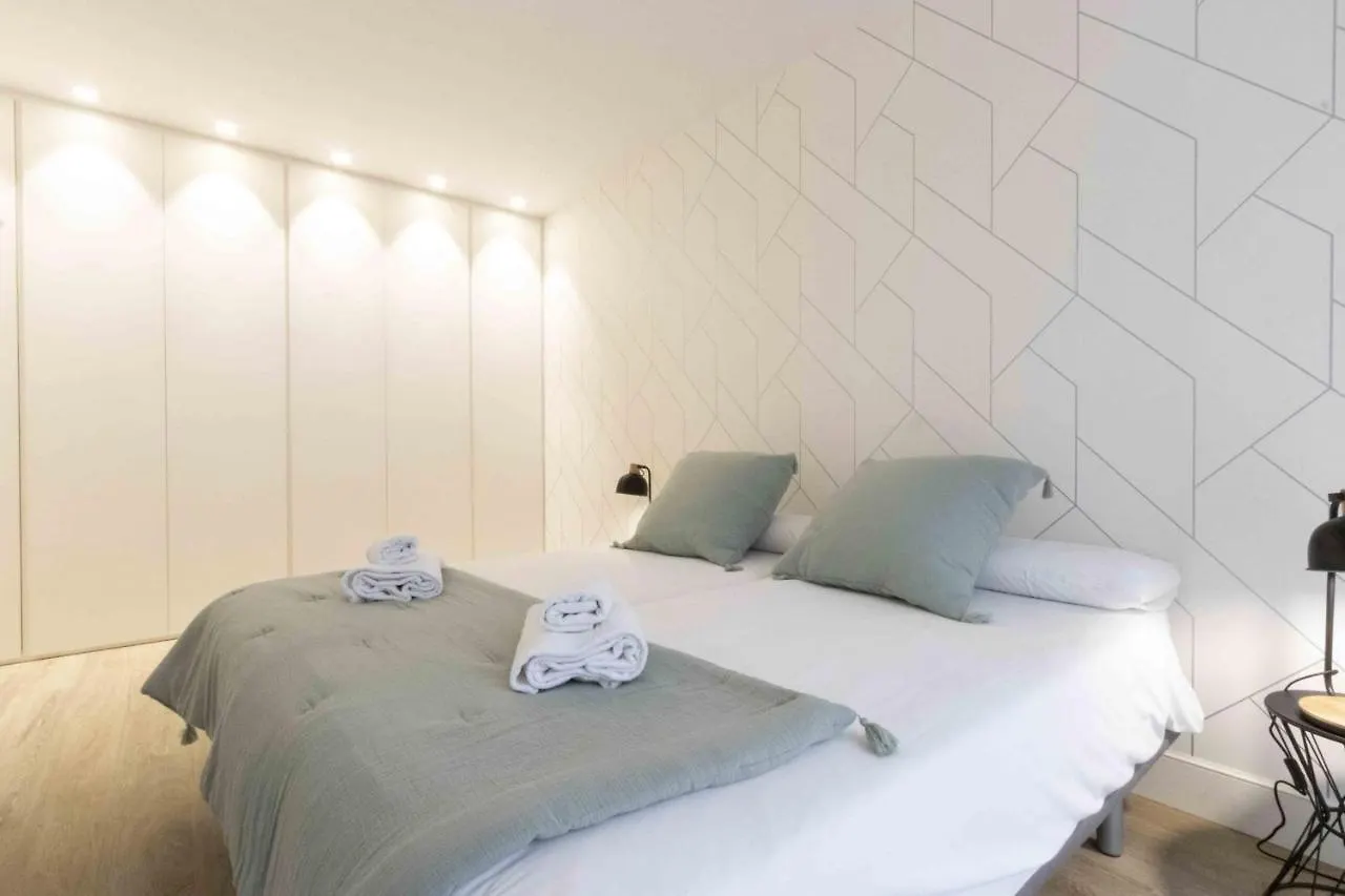 Apartment The Rentals Collection - Spirit San Sebastian